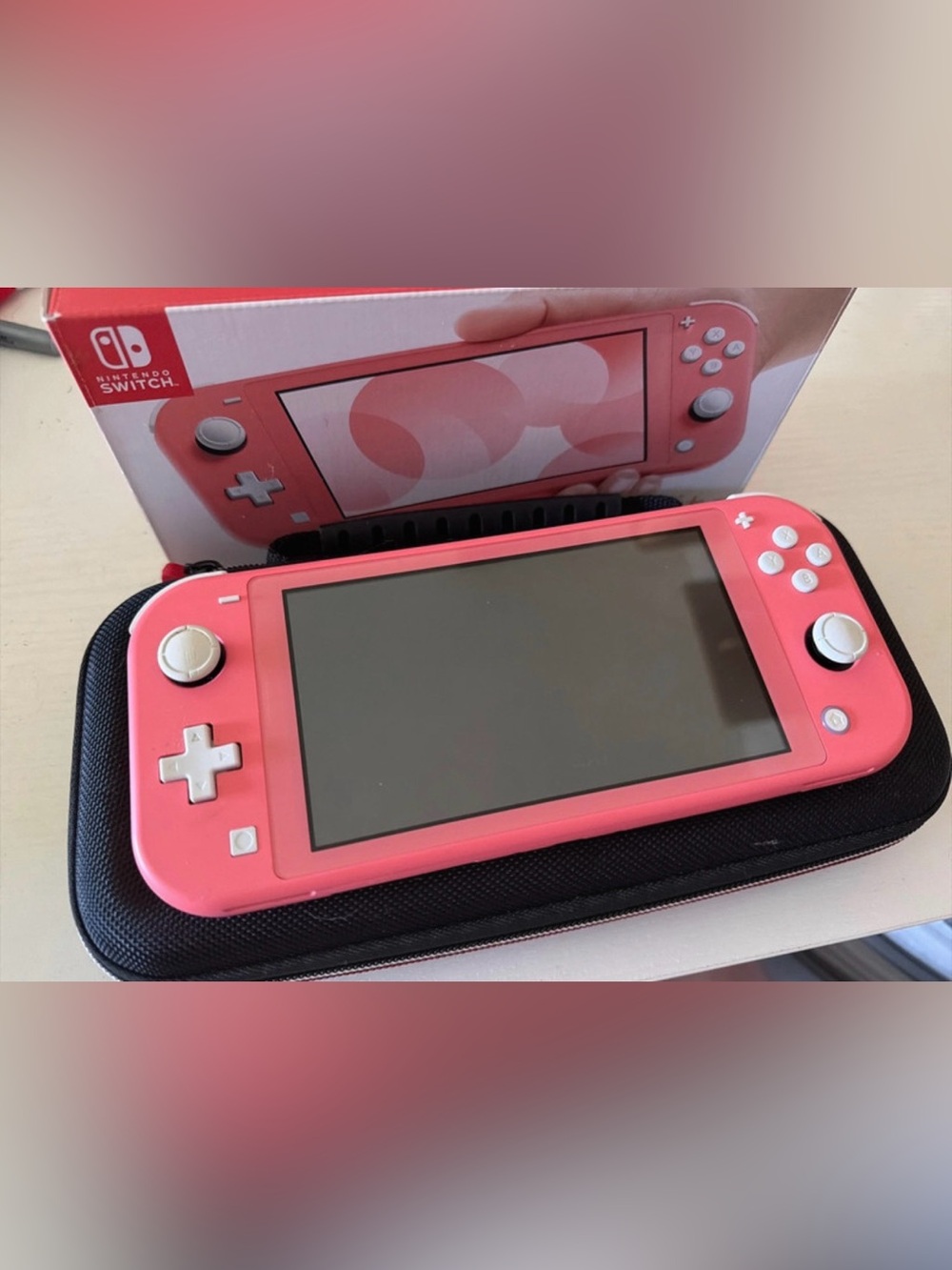 Coral Nintendo switch lite